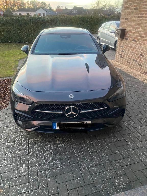 Gebraucht Mercedes CLE220 Advanced Plus 197 PS (144 kW) 2023 Grau Coupé