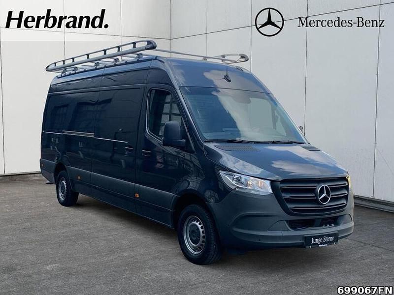 Gebraucht Mercedes Sprinter 170 PS (125 kW) 2023 Grau Van
