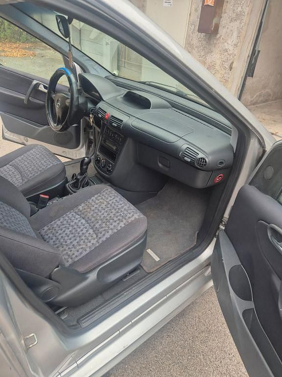 Silber Gebraucht 2003 Mercedes Vaneo Van / Kleinbus | 2.200 € (Fairer Preis) - Bild 1/4