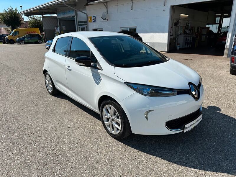 Gebraucht Renault Zoe LIMITED 80 kW (109 PS) 2018 Weiß Kleinwagen