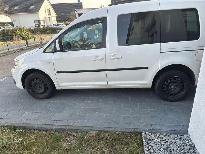 Gebraucht VW Caddy Comfortline 102 PS (75 kW) 2012 Weiß Van / Kleinbus