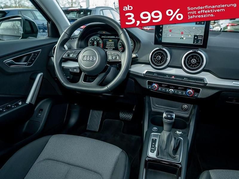 Gebraucht Audi Q2 Ambiente 150 PS (110 kW) 2025 Mythosschwarz metallic SUV