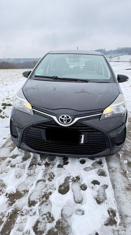 Gebraucht Toyota Yaris 69 PS (50 kW) 2015 Kleinwagen