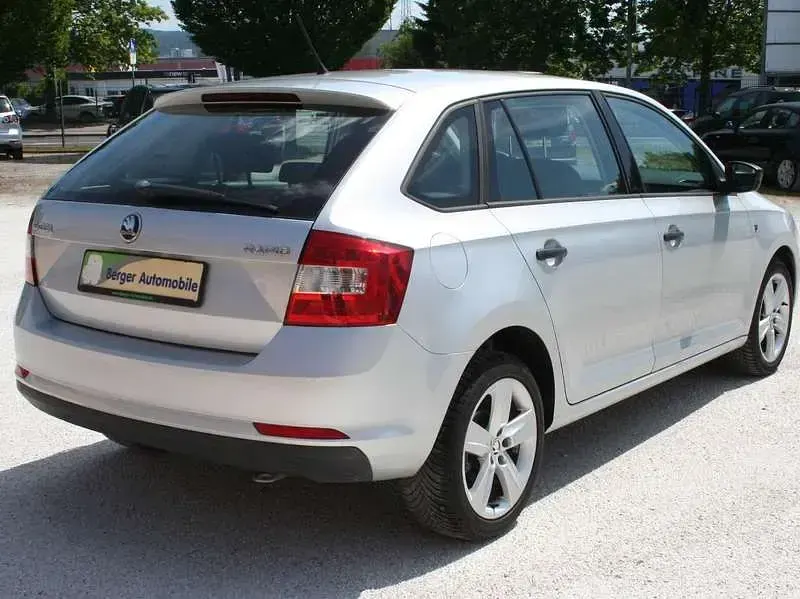 Gebraucht Skoda Rapid Cool Edition 86 PS (63 kW) 2015 Grau Kleinwagen