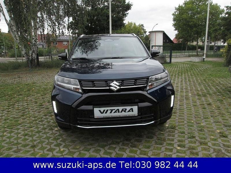 Neu Suzuki Vitara GLX 110 PS (80 kW) 2026 Blau SUV