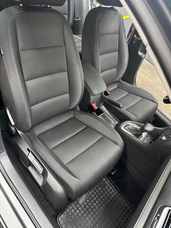 Gebraucht VW Golf VI 122 PS (89 kW) 2010 Grau Kleinwagen