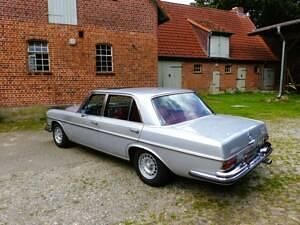 Gebraucht Mercedes 300 250 PS (183 kW) 1971 Silber Limousine