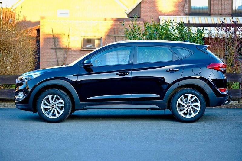 Gebraucht Hyundai Tucson Trend 132 PS (97 kW) 2017 Schwarz SUV