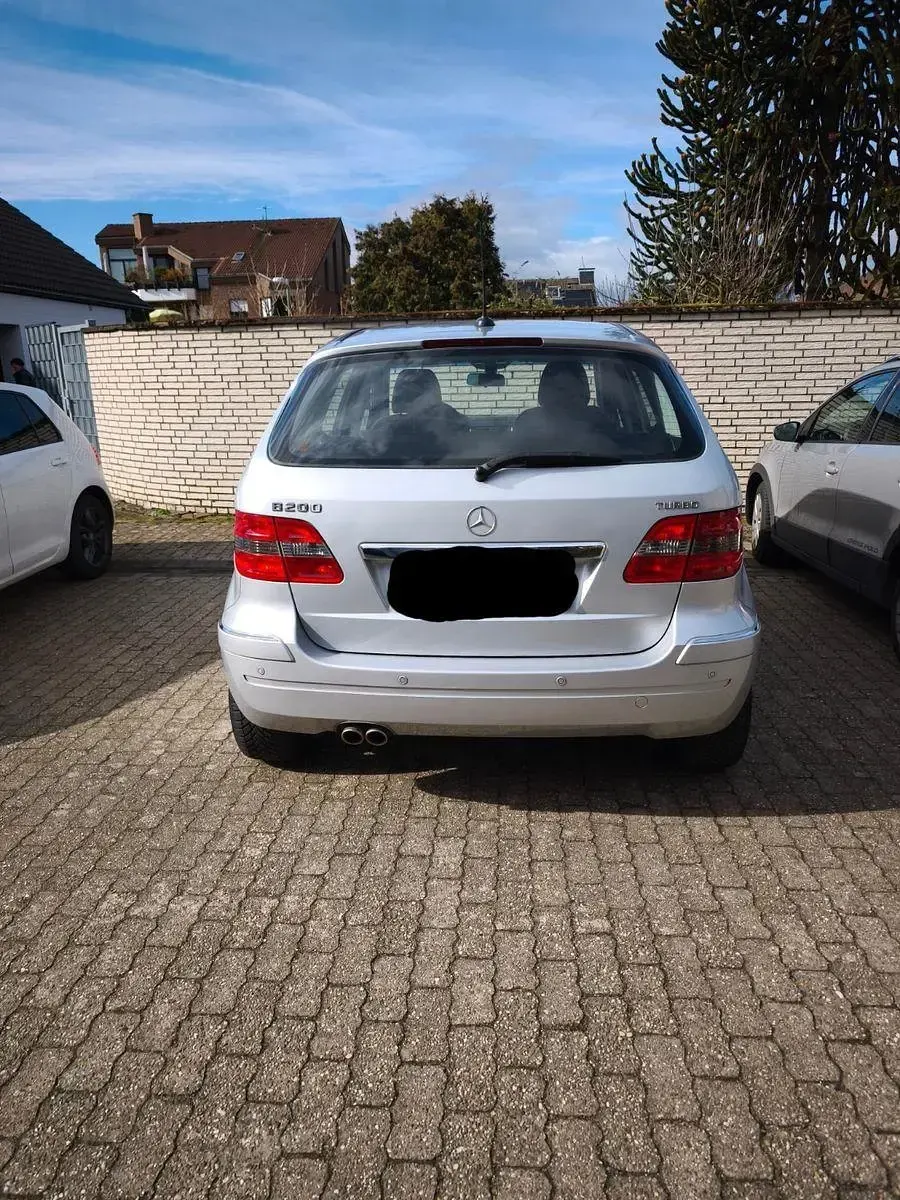Używany Mercedes B200 193 KM (141 kW) 2007 Srebrny Minivan