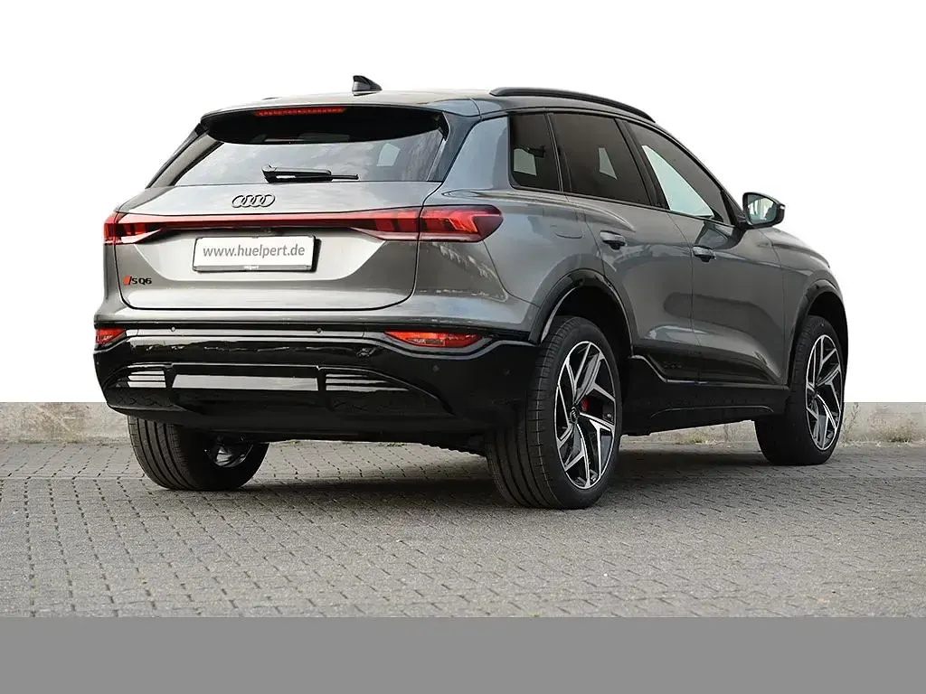 Gebraucht Audi SQ6 e-tron S-Line 380 kW (517 PS) 2025 Grau SUV