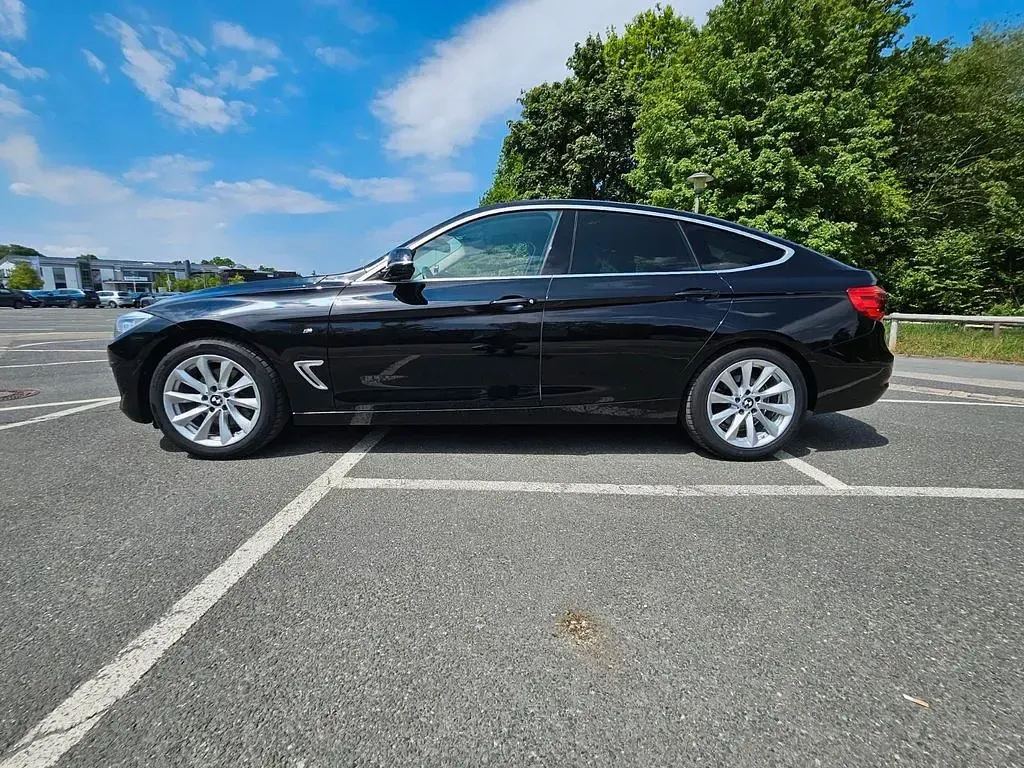 Gebraucht BMW 325 218 PS (160 kW) 2014 Schwarz Limousine