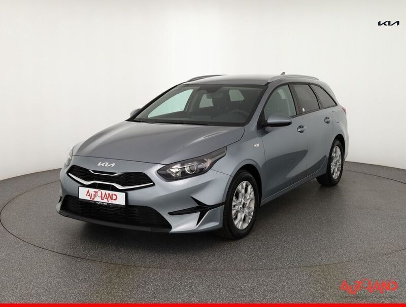 Silber Neu 2025 Kia Ceed Sportswagon 2 Kombi | 22.490 € (Guter Preis) - Bild 1/4