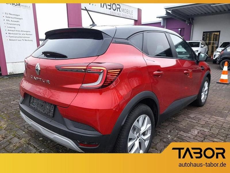 Gebraucht Renault Captur 140 PS (102 kW) 2022 Dezir rot metallic SUV