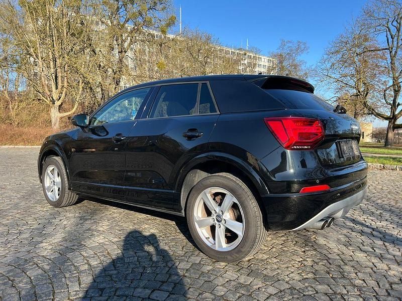 Gebraucht Audi Q2 Sport 150 PS (110 kW) 2017 Schwarz SUV