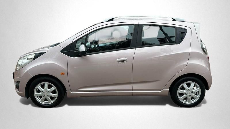 Gebraucht Chevrolet Spark LT 82 PS (60 kW) 2011 Violet Kleinwagen