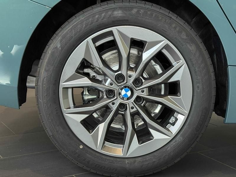 Neu BMW 120 Performance 170 PS (125 kW) 2025 Gruen Kleinwagen