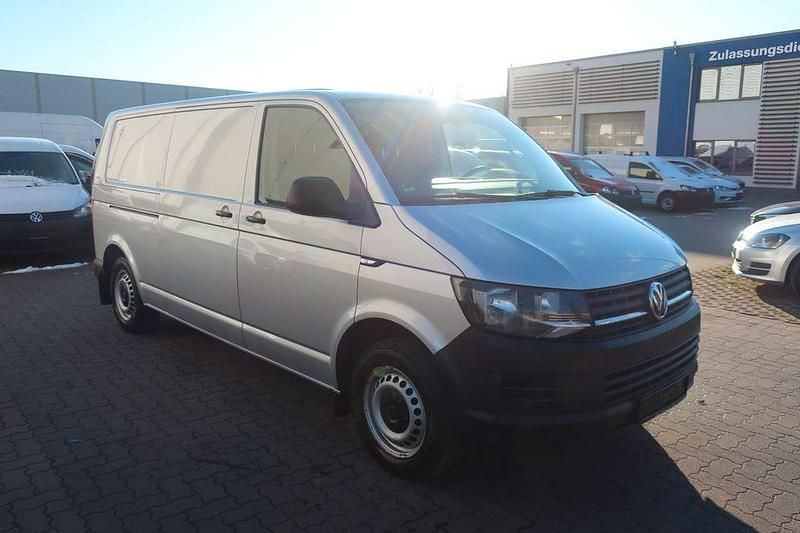 Gebraucht VW Transporter 114 PS (83 kW) 2018 Silber Van