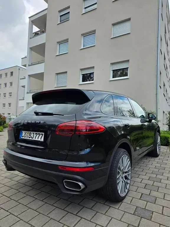 Gebraucht Porsche Cayenne 262 PS (192 kW) 2016 Schwarz SUV