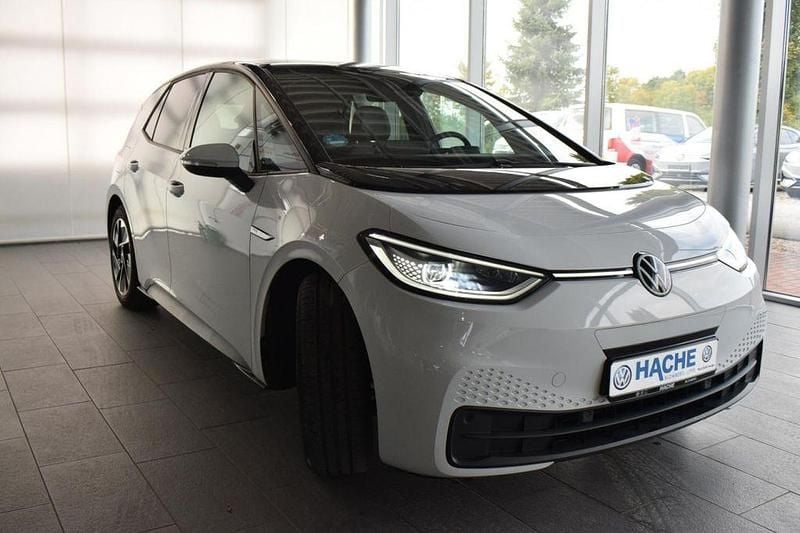 Gebraucht VW ID.3 Pro Performance 150 kW (204 PS) 2023 Weiß Kleinwagen