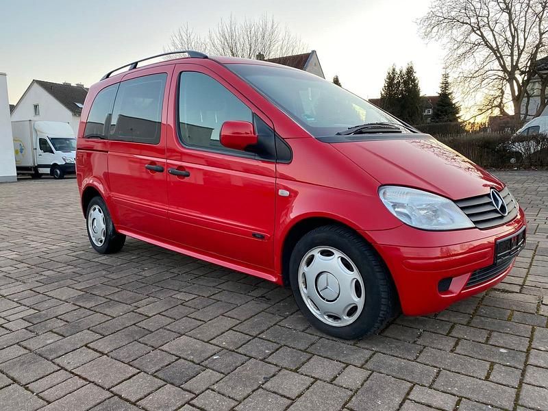 Gebraucht Mercedes Vaneo 60 PS (44 kW) 2002 Rot Van / Kleinbus