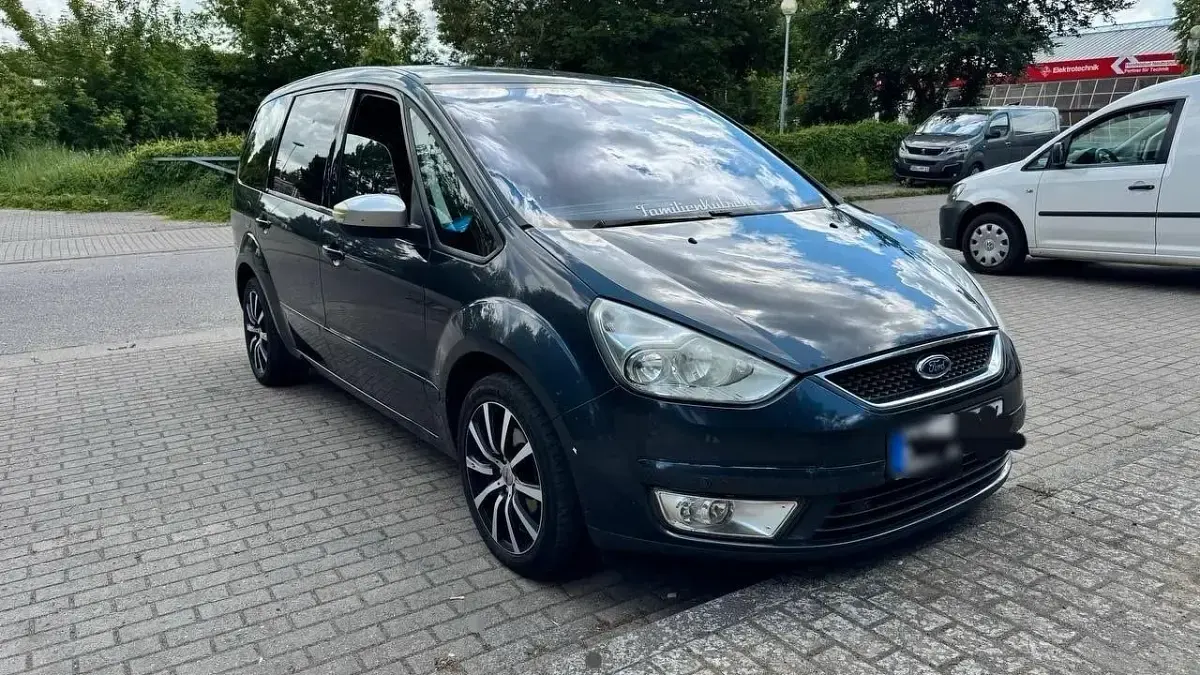 Gebraucht Ford Galaxy 140 PS (102 kW) 2005 Grau Van / Kleinbus