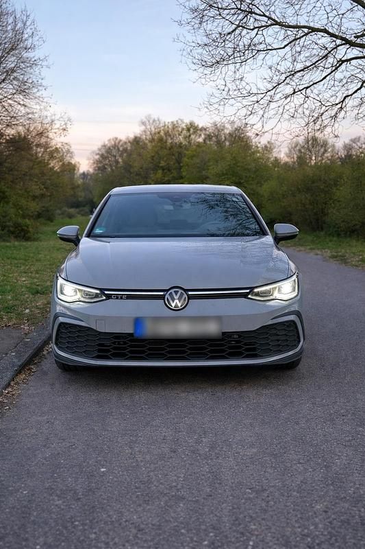 Gebraucht VW Golf VIII GTE 204 PS (150 kW) 2022 Grau Kleinwagen