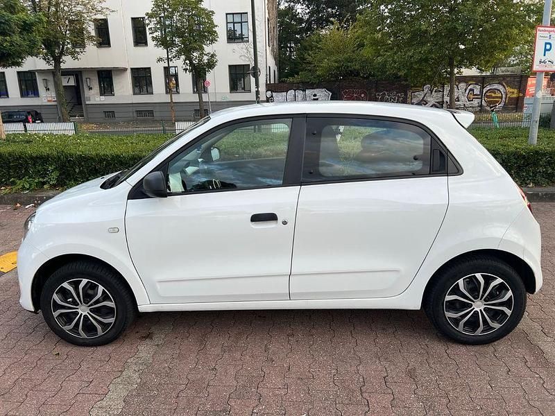 Weiß Gebraucht 2017 Renault Twingo Life Kleinwagen | 6.500 € (Guter Preis) - Bild 1/4