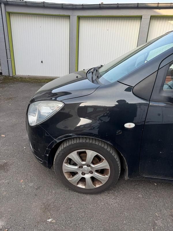 Gebraucht Opel Agila 86 PS (63 kW) 2008 Schwarz Kleinwagen