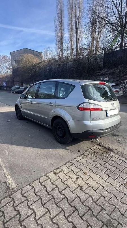 Gebraucht Ford S-MAX Trend 145 PS (106 kW) 2008 Van / Kleinbus