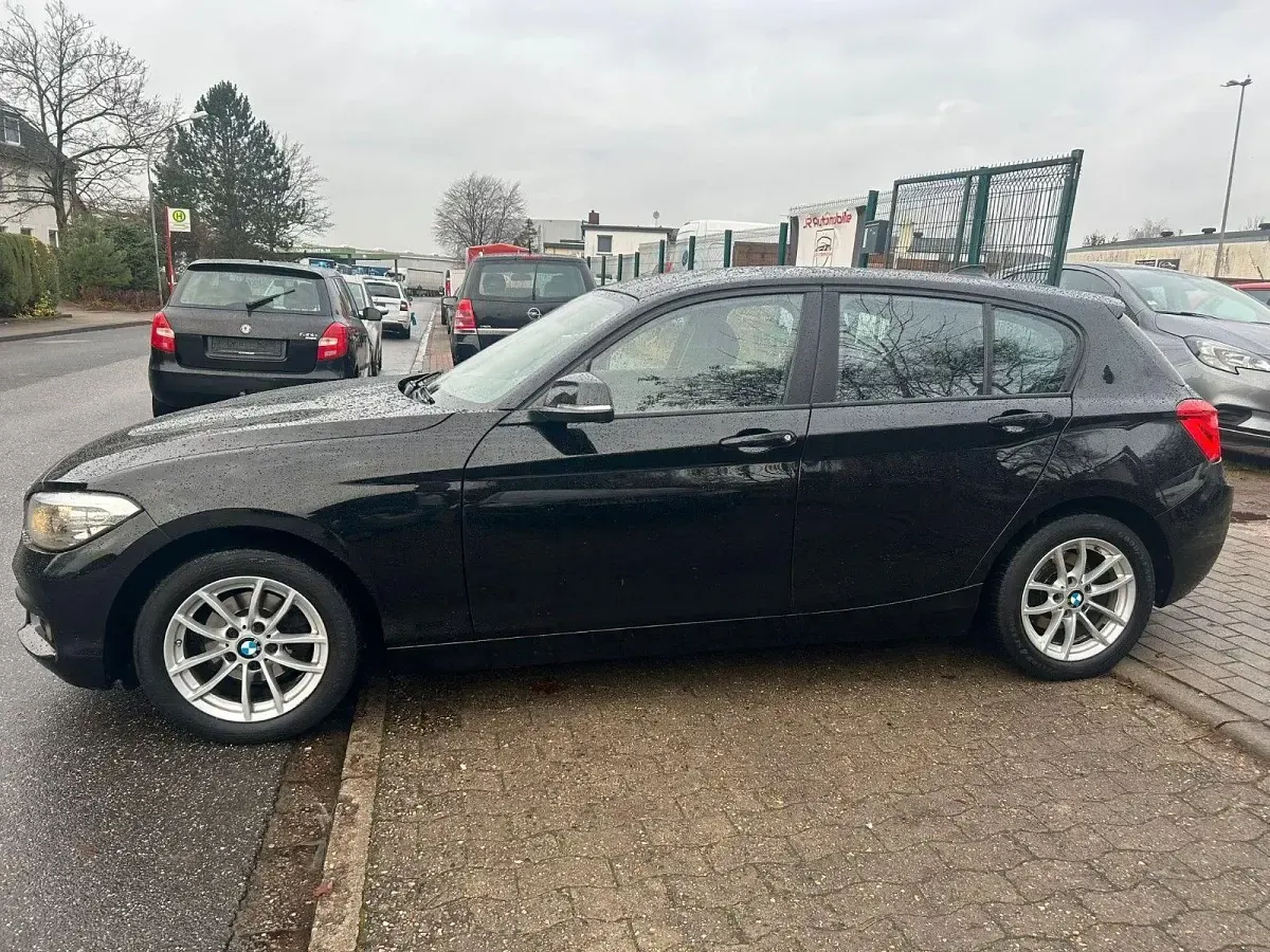 Używany BMW 116 Advantage 109 KM (80 kW) 2016 Czarny Hatchback