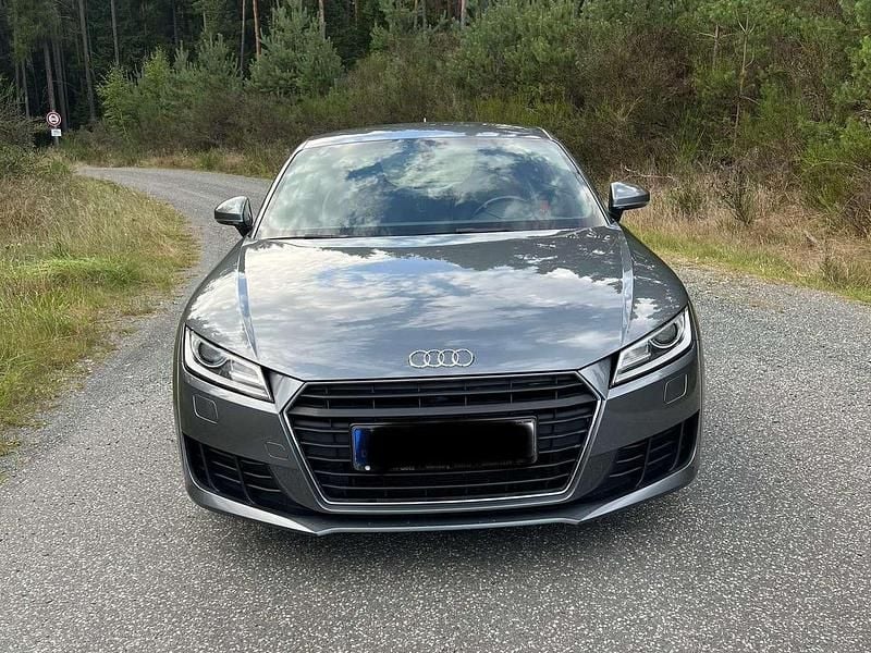 Gebraucht Audi TT 184 PS (135 kW) 2017 Grau Coupé