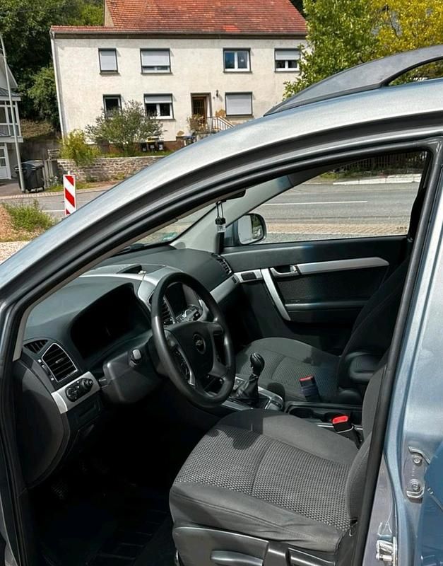 Gebraucht Chevrolet Captiva 163 PS (119 kW) 2012 Silber SUV