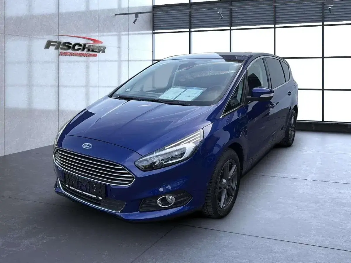 Gebraucht Ford S-MAX Titanium 150 PS (110 kW) 2018 Blau Van / Kleinbus
