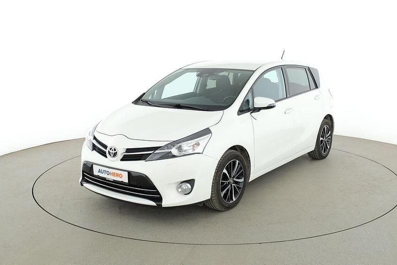 Używany Toyota Verso Edition-S 147 KM (108 kW) 2017 Minivan