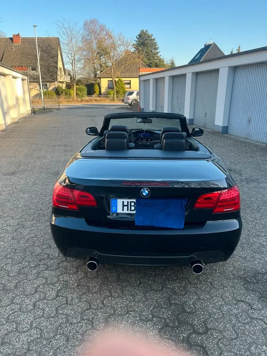 Gebraucht BMW 325 Cabriolet 204 PS (150 kW) 2013 Schwarz Cabrio
