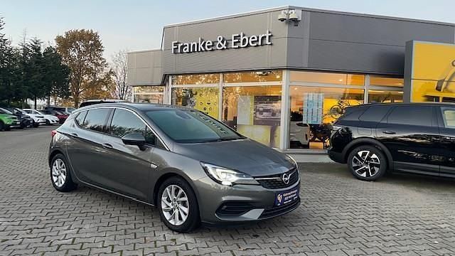 Grau Gebraucht 2020 Opel Astra Elegance Limousine | 14.490 € (Fairer Preis) - Bild 1/4