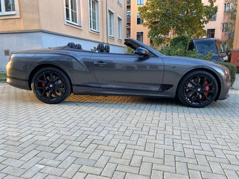 Gebraucht Bentley Continental GT Convertible 549 PS (403 kW) 2024 Grau Cabrio