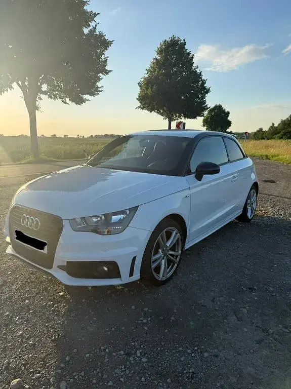 Gebraucht Audi A1 S-Line 185 PS (136 kW) 2012 Weiß Kleinwagen