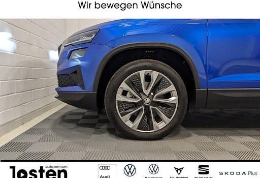 Gebraucht Skoda Karoq Selection 150 PS (110 kW) 2024 Blau SUV