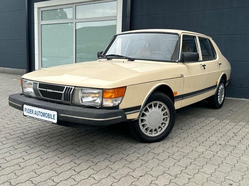 Second-hand Saab 900 101 CP (74 kW) 1983 Bej Berlinǎ