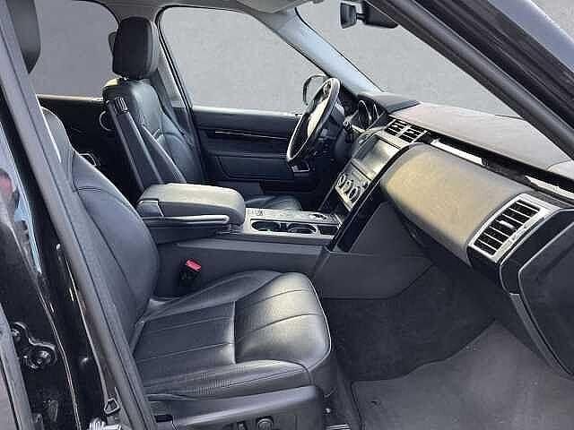 Gebraucht Land Rover Discovery 5 SE 310 PS (228 kW) 2020 Santorini black SUV