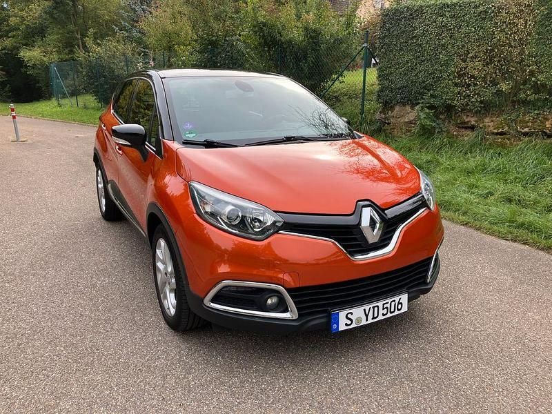 Orange Gebraucht 2015 Renault Captur Intens SUV | 8.900 € (Guter Preis) - Bild 1/4