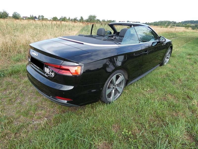 Gebraucht Audi A5 Cabriolet Sport 218 PS (160 kW) 2017 Schwarz Cabrio