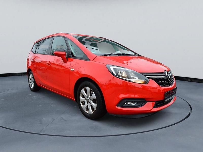 Gebraucht Opel Zafira Active 120 PS (88 kW) 2017 Rot Van / Kleinbus