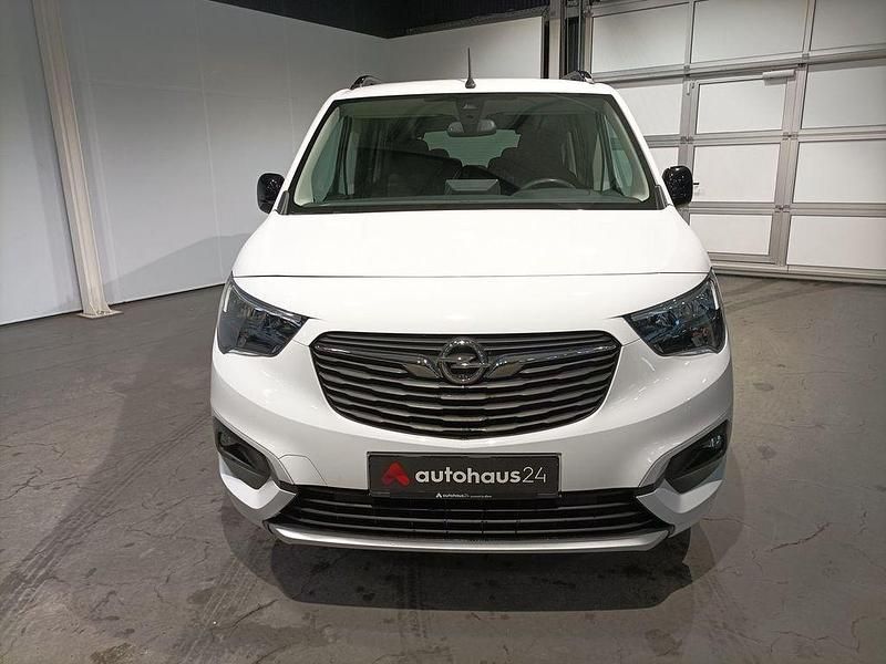 Gebraucht Opel Combo Life Ultimate 131 PS (96 kW) 2023 Weiß Van / Kleinbus