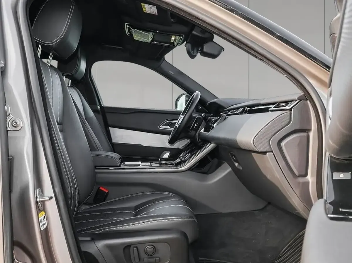 Second-hand Land Rover Range Rover Velar SE Dynamic 206 CP (151 kW) 2023 Maro SUV