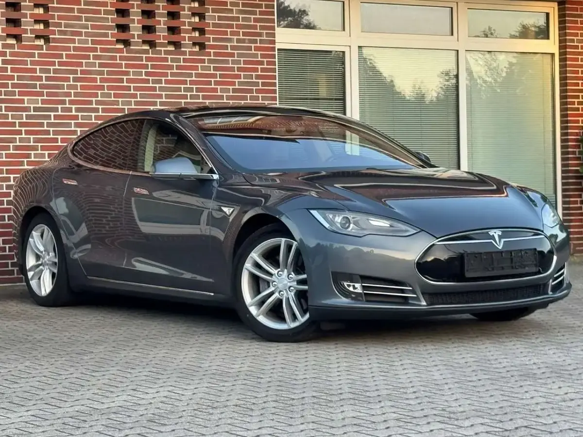 Gebraucht Tesla Model S 309 kW (421 PS) 2013 Grau Kleinwagen