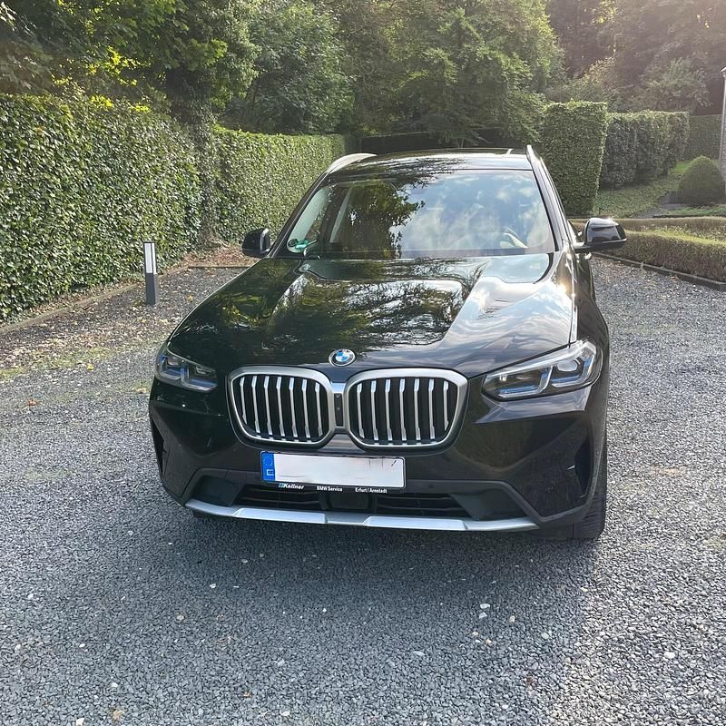 Schwarz Gebraucht 2023 BMW X3 Comfort Edition SUV | 42.500 € (Guter Preis) - Bild 1/4