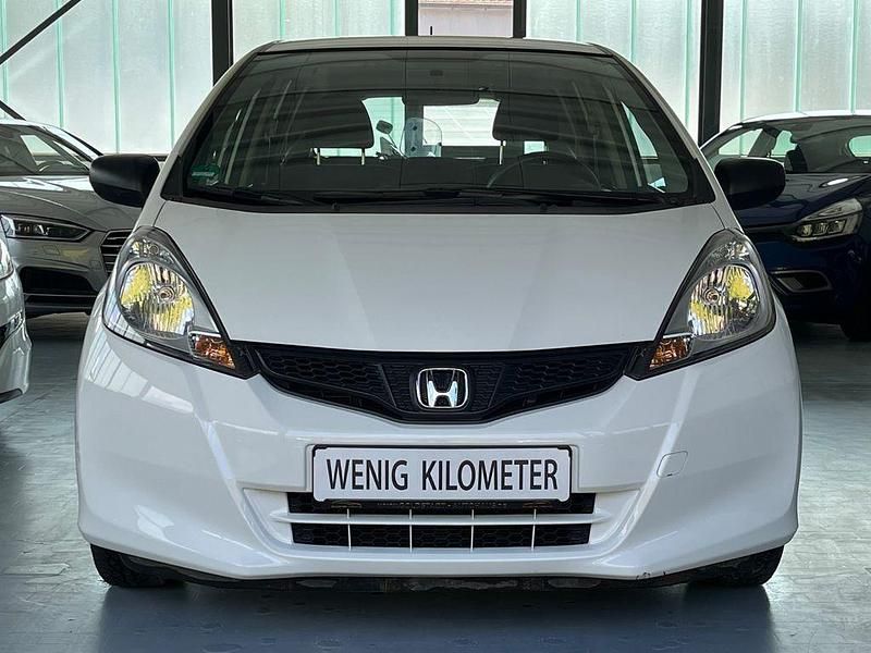 Second-hand Honda Jazz 90 CP (66 kW) 2012 Alb Hatchback