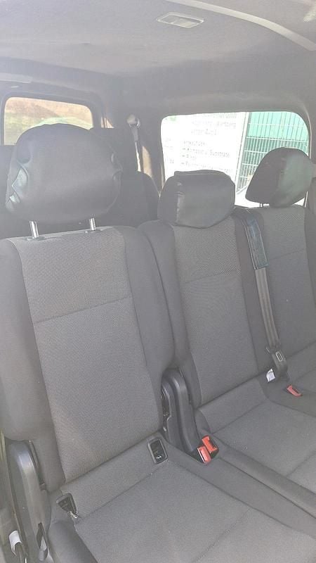 Second-hand VW Caddy Maxi 102 CP (75 kW) 2016 Argintiu Monovolum